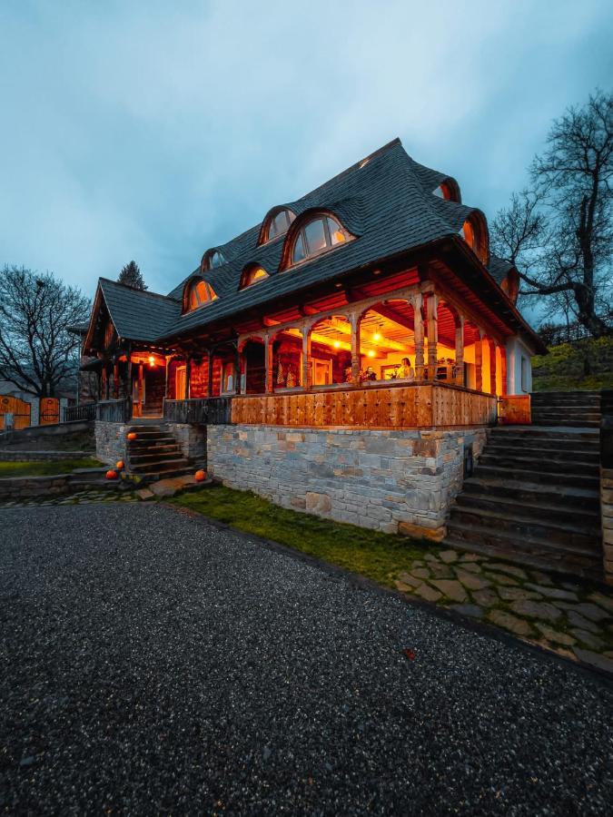 Poieni 39 Villa Poienile Izei Dış mekan fotoğraf